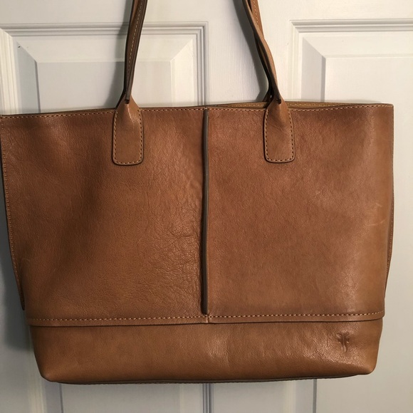 frye lucy tote